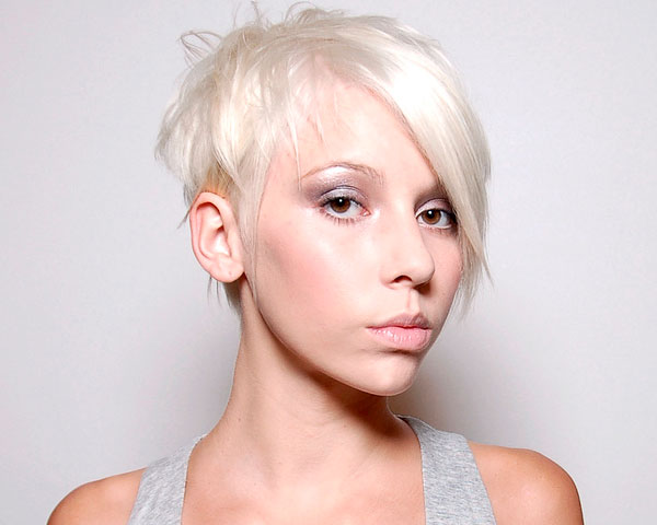 30 incredible short hairstyles for girls