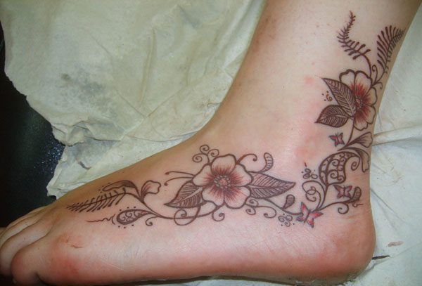 15 Awesome Looking Foot Tattoos