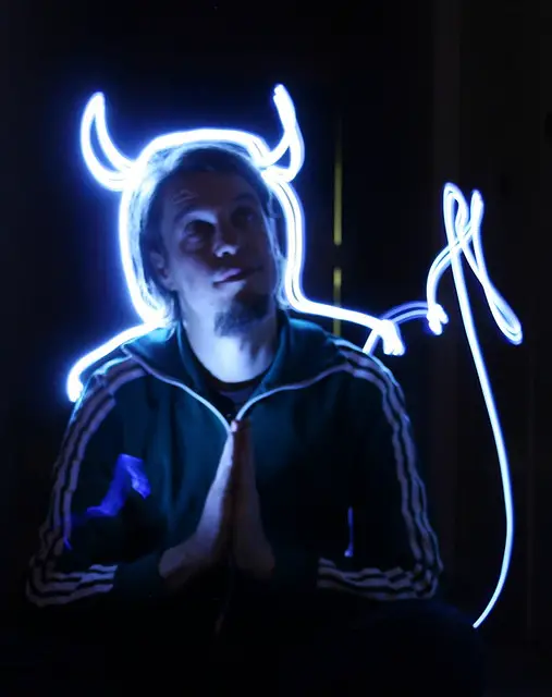 Vancouver | Light painting of the devil