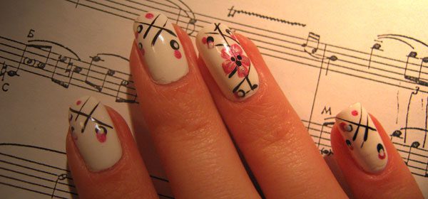 25 Really Beautiful Nail Art Designs