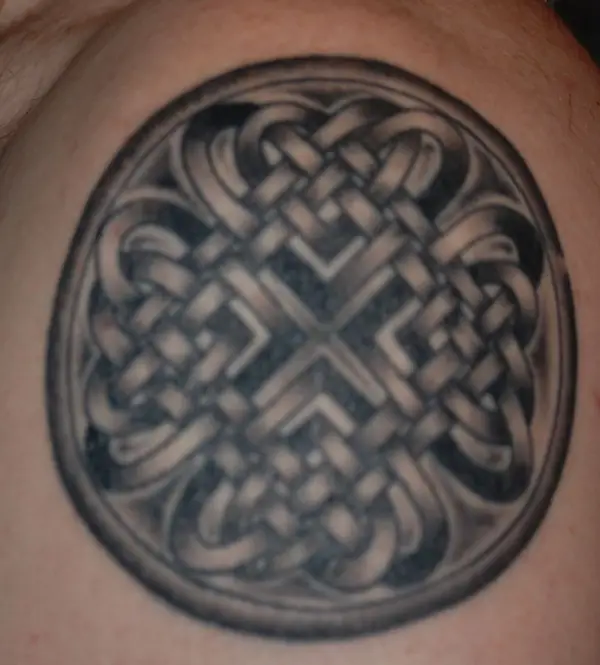 Celtic Knot Left Shoulder