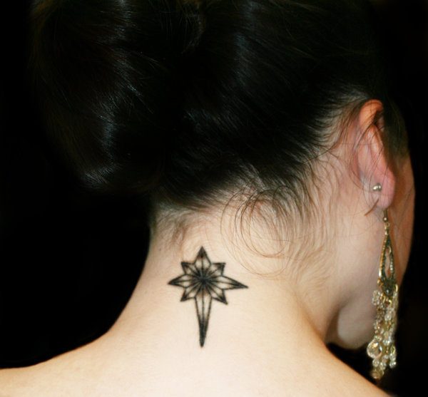 30 Awesome Female Tattoo Designs - SloDive