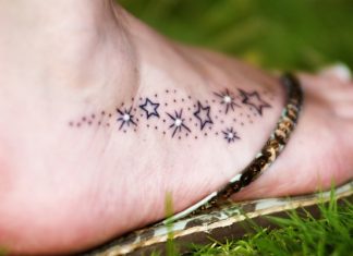 25 Magical Shooting Star Tattoos