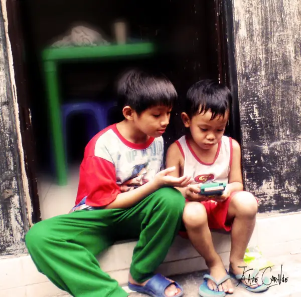 Kids Playing With Nintendo