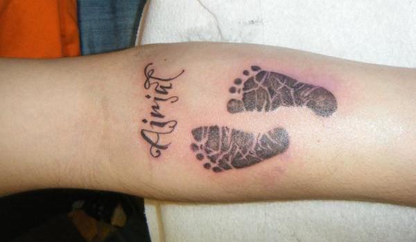 Baby Footprint Tattoos 35 Overwhelming Example Slodive