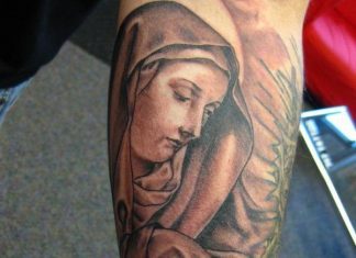 35 Inspirational Virgin Mary Tattoos