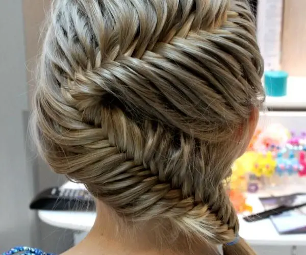 30 Party Hairstyles To Give You Inspiration Slodive