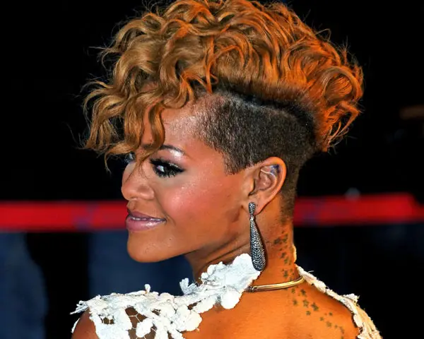Rihanna Her Extraordinary Hairstyle Look Design Press