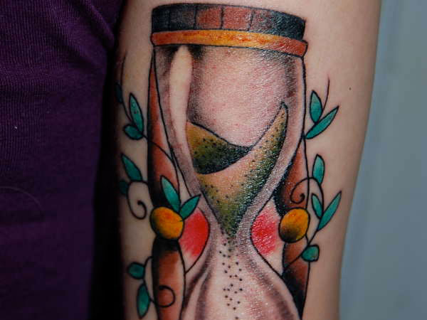 Inked on Twitter 75 epic hourglass tattoos  httpstcozlShulsDoz  httpstcoaJenutexah  Twitter