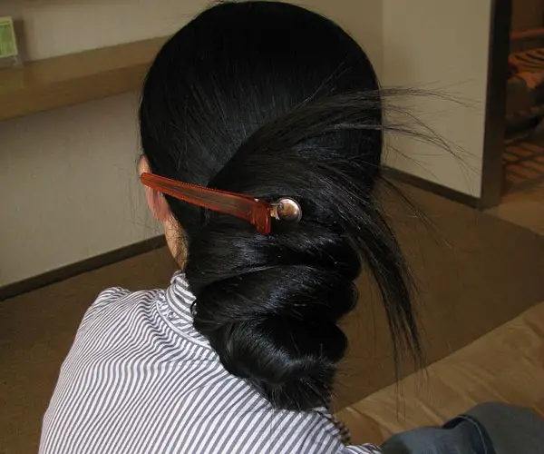 35 Impressive Bun Hairstyles Slodive