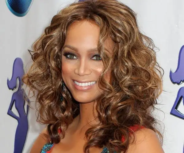 Curly Weave Hairstyles 30 Impressive Examples Design Press