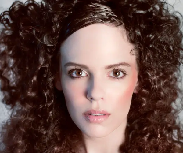 Curly Weave Hairstyles 30 Impressive Examples Design Press