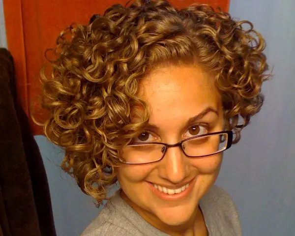 Hairstyles For Short Curly Hair 30 Majestic Collections Design