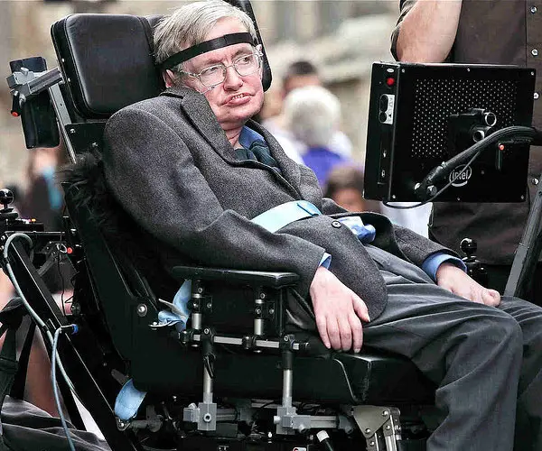 Amazing Hawking Picture