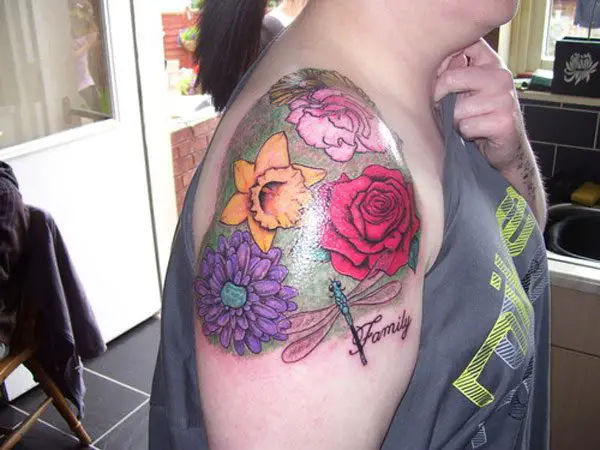 25 Sensational Girl Shoulder Tattoos