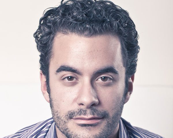 30 Spectacular Curly Hairstyles For Men