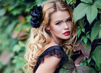 25 Elegant Long Hairstyles For Women