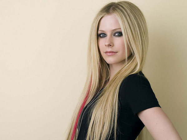 25 Superb Avril Lavigne Pictures Slodive