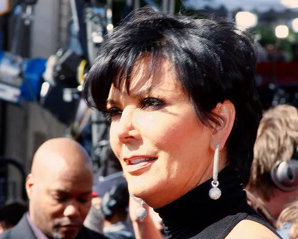 Smart Hairstyle Kris Jenner