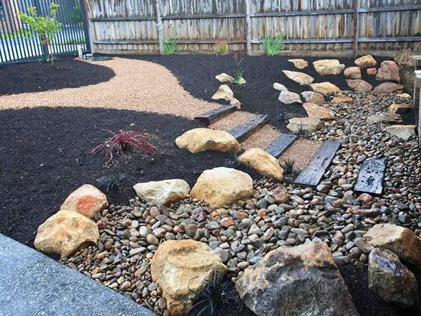 25 Exciting Rock Landscaping Ideas Slodive Rocking Stones
