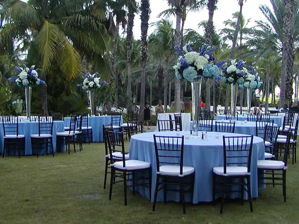 25 Oustanding Tall Wedding Centerpieces Slodive