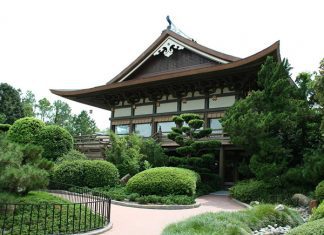 25 Exciting Rock Landscaping Ideas