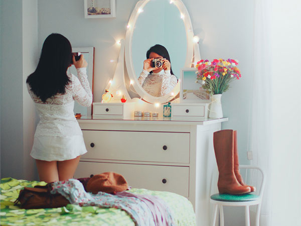 Get Here Girls Dressing Table With Mirror Decorating Ideas Girls Dressing Table With Mirror