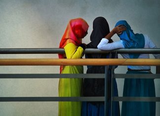 30 Groovy Best Friend Pictures