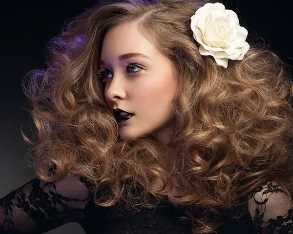 26 Fancy Medium Wavy Hairstyles Slodive