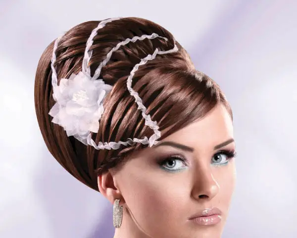 27 Astounding Bridal Updo Hairstyles Slodive