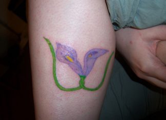 24 Lively Calla Lily Tattoo Ideas
