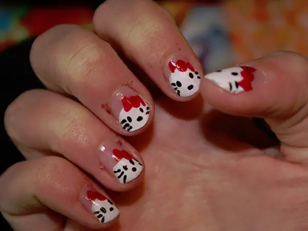 Hello Kitty Nails