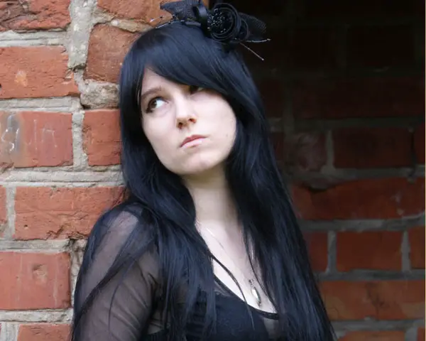 26 Impossible Long Black Hairstyles Slodive
