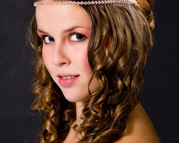 23 Staggering Long Weave Hairstyles Slodive