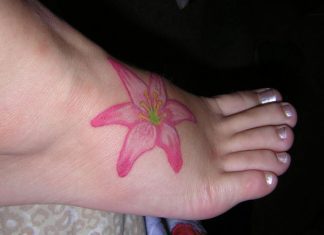 24 Stargazer Lily Tattoos Which Are Completely Different