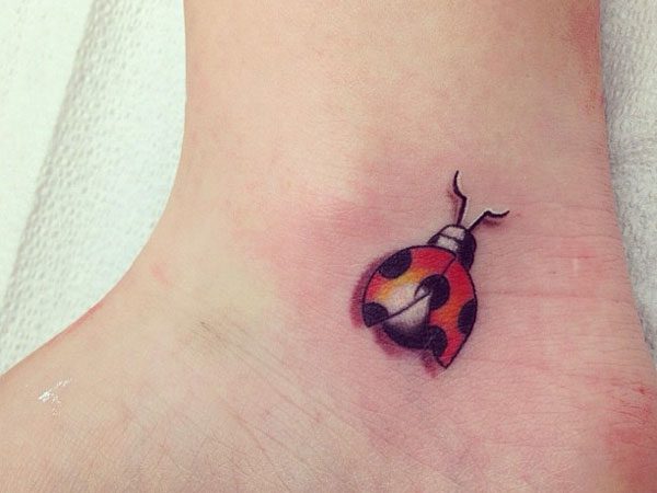 Ladybug foot tattoo  Mariquitas