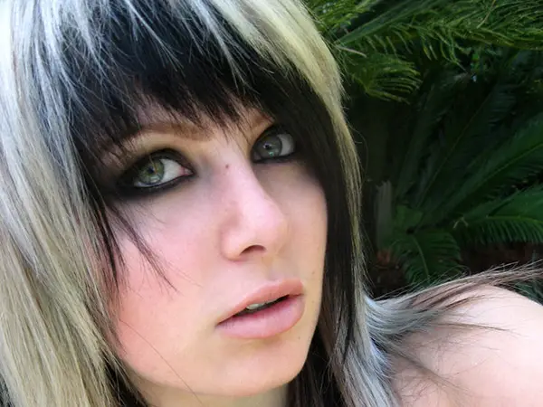 26 Phenomenal Black And Blonde Hairstyles