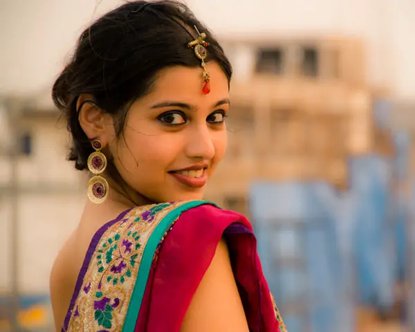 27 Fabulous Indian Wedding Hairstyles Slodive
