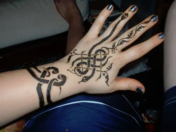 Snake Henna Tattoo Mehndi