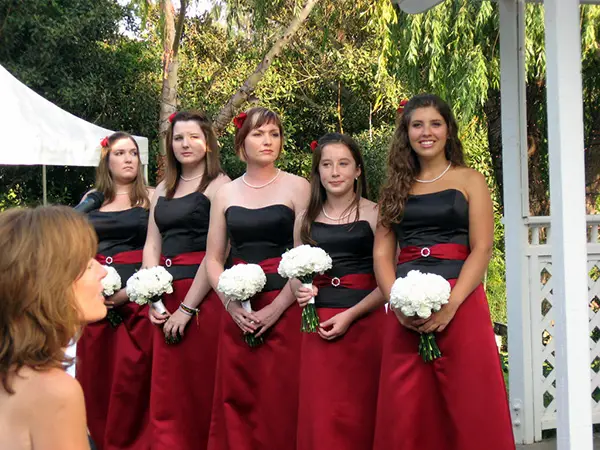 28 Splashy Bridesmaid Hairstyles For Long Hair