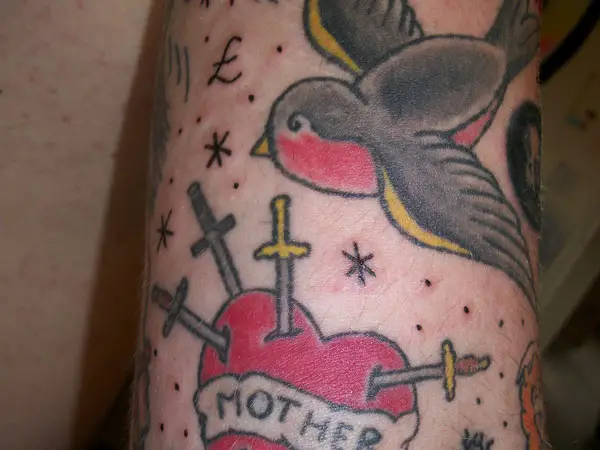 Trying to find more examples of this style of filler instead of the usual  stars and dots Whats it called  rtraditionaltattoos