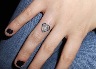 23 Luxurious Diamond Tattoos For 2013