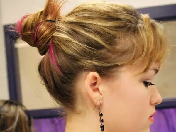 27 Refreshing Updo Hairstyles For Short Hair