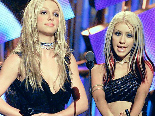 10 Cool Christina Aguilera Hairstyles