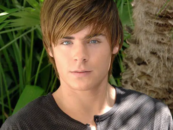 10 Hot Zac Efron Hairstyles