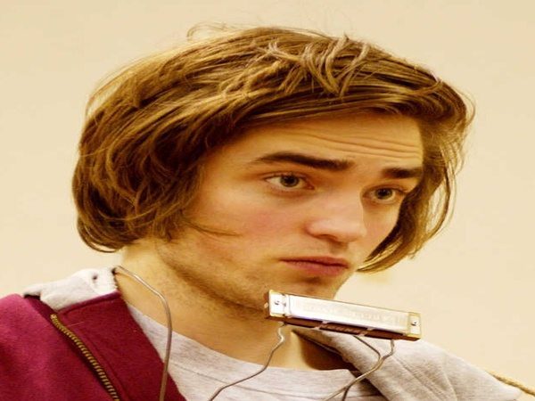 Robert Pattinson Grown Out Hair