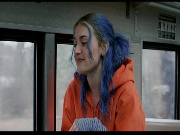 Kate Winslet Long Blue Hair In Pony Tail