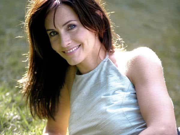 Courteney Cox Straight Dark Hair