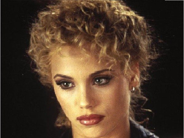 Elizabeth Berkley Curly Hair