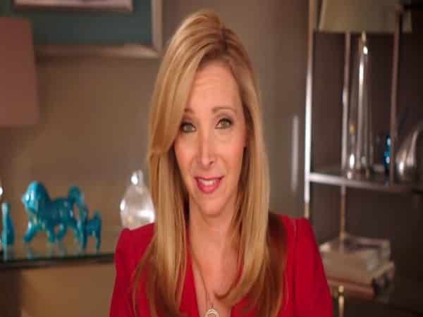 Lisa Kudrow Dark Blond Shoulder Length Hair